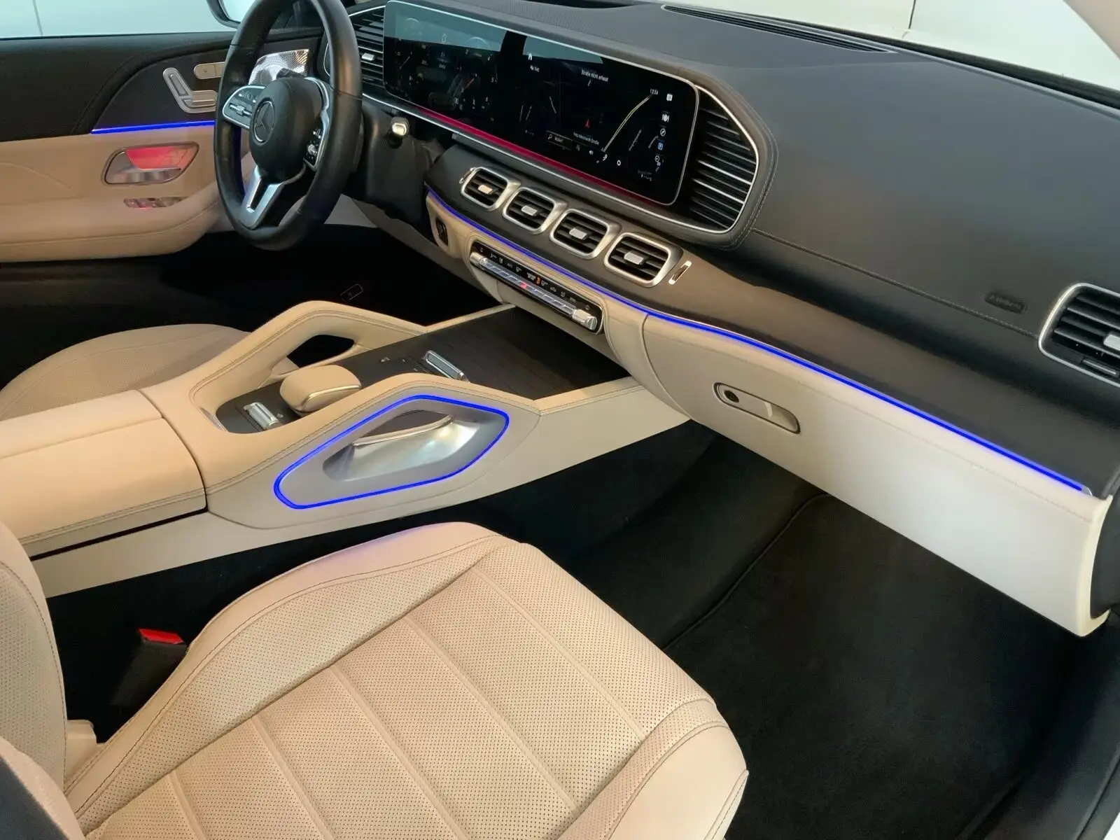 Mercedes-Benz GLE 350 d 4M Coupé AMG Airmatic  – fotka 12